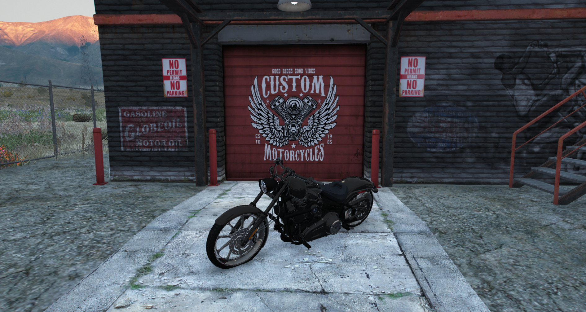 CUSTOM MOTORCYCLES